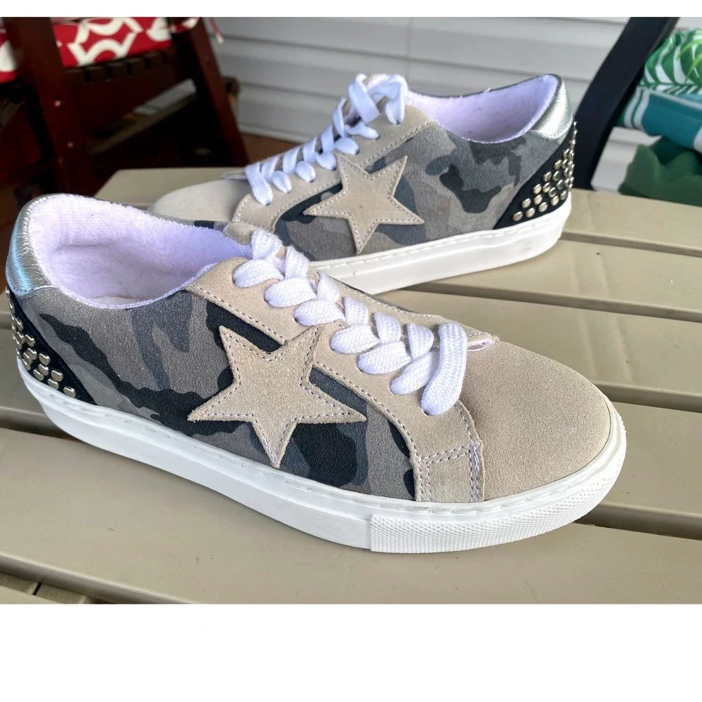 Steven New‎ York Camo Sneakers Studded Star Accent Casual Shoes Size 6 NWOT